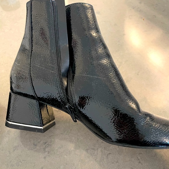 Black short boot Aldo - Picture 1 of 5